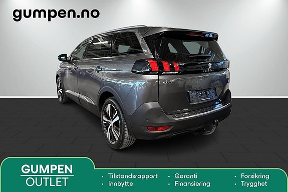 Peugeot 5008 3 of 17