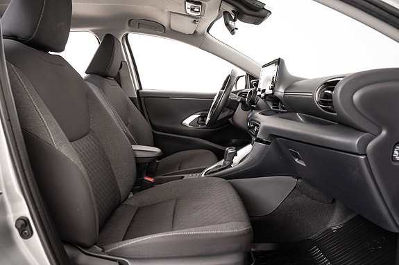 Toyota Yaris 15 of 21