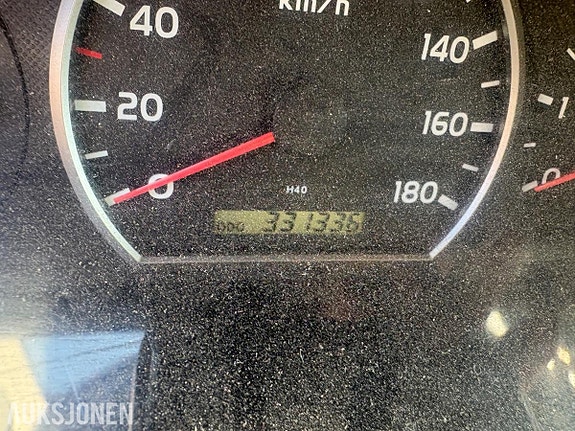 Toyota HiAce 11 of 20