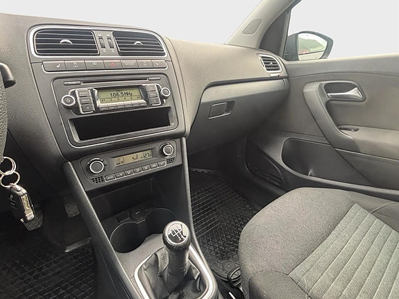 Volkswagen Polo 12 of 13