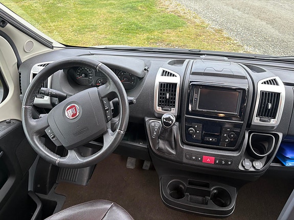 Carthago Van 640 LE SOLCELLE / DIESEL TRUMA / 9G KASSE / MARKISE / SOLCELLE 23 of 25