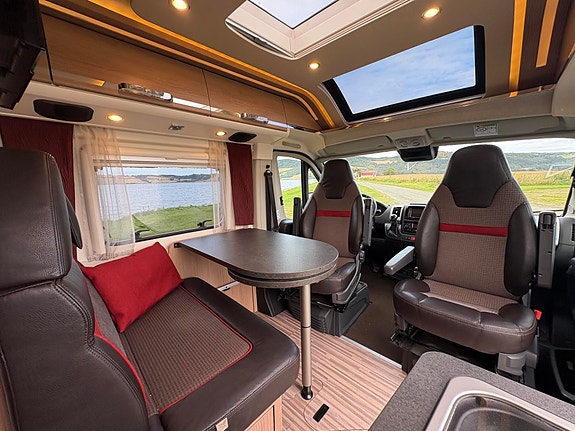 Carthago Van 640 LE SOLCELLE / DIESEL TRUMA / 9G KASSE / MARKISE / SOLCELLE 8 of 25