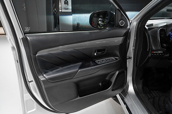 Mitsubishi Outlander 20 of 30