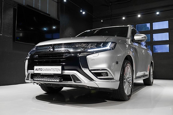 Mitsubishi Outlander 16 of 30