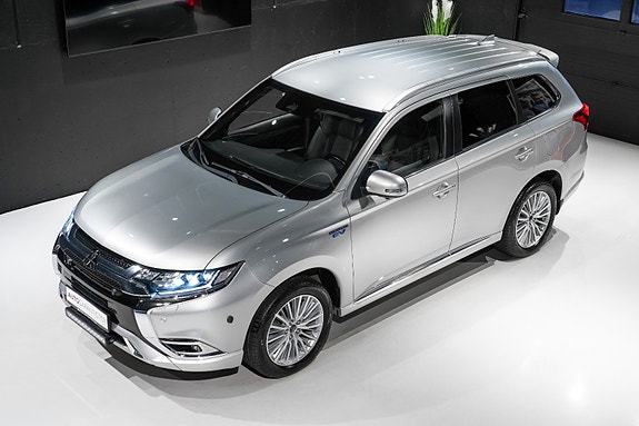 Mitsubishi Outlander 18 of 30