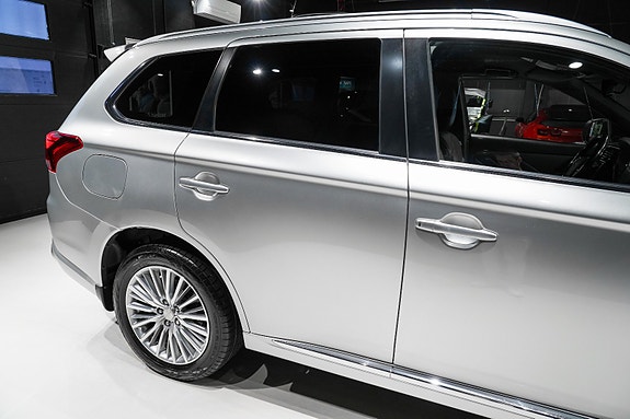Mitsubishi Outlander 9 of 30