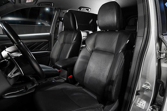 Mitsubishi Outlander 25 of 30