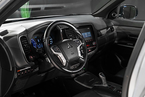 Mitsubishi Outlander 21 of 30