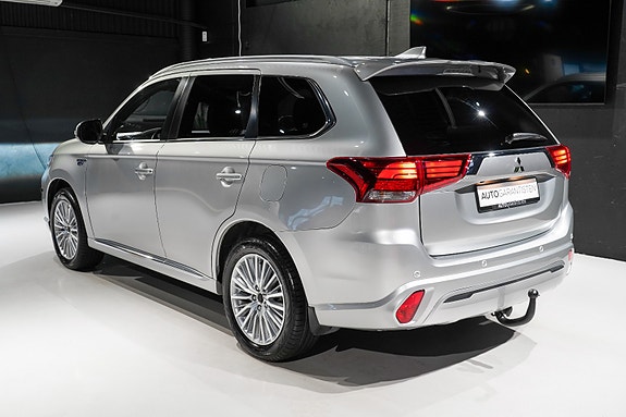 Mitsubishi Outlander 6 of 30