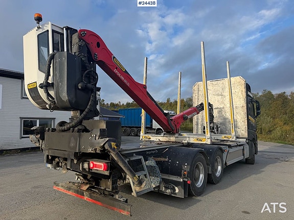 Mercedes-Benz Actros 6x4 tømmerbil m/ Epsilon M12L tømmerkran og 2013 Mjølby 4 akslet tømmervogn 4 of 30