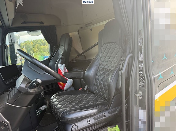 Mercedes-Benz Actros 6x4 tømmerbil m/ Epsilon M12L tømmerkran og 2013 Mjølby 4 akslet tømmervogn 17 of 30
