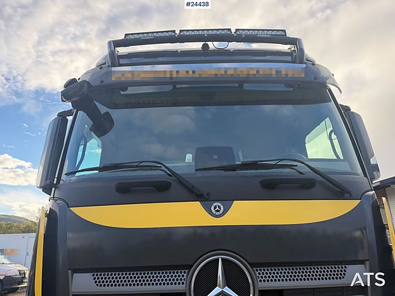 Mercedes-Benz Actros 6x4 tømmerbil m/ Epsilon M12L tømmerkran og 2013 Mjølby 4 akslet tømmervogn 11 of 30