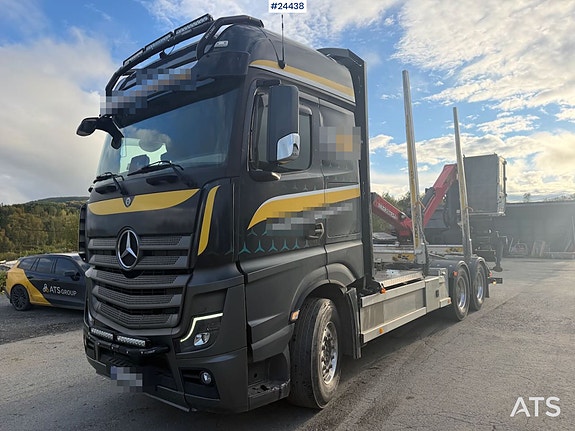 Mercedes-Benz Actros 6x4 tømmerbil m/ Epsilon M12L tømmerkran og 2013 Mjølby 4 akslet tømmervogn 10 of 30