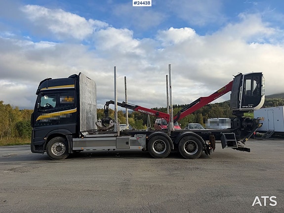Mercedes-Benz Actros 6x4 tømmerbil m/ Epsilon M12L tømmerkran og 2013 Mjølby 4 akslet tømmervogn 9 of 30