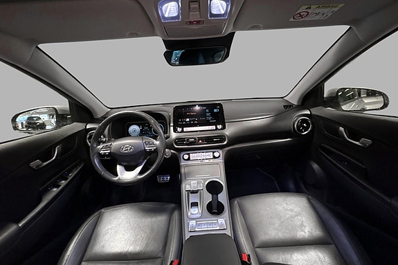 Hyundai Kona 12 of 17