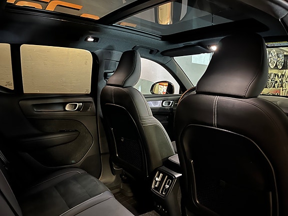 Volvo XC40 24 of 27