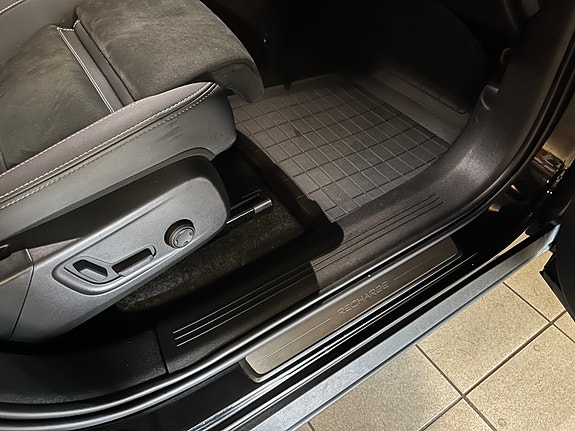 Volvo XC40 22 of 27