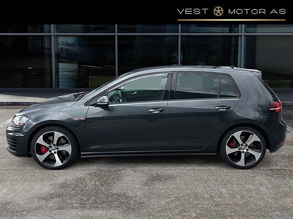 Volkswagen Golf VII 4 of 30