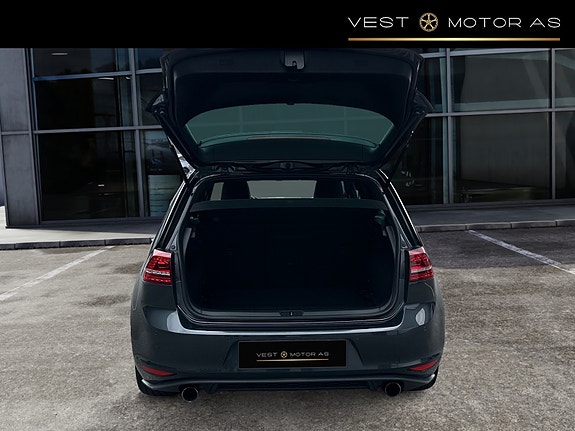 Volkswagen Golf VII 7 of 30