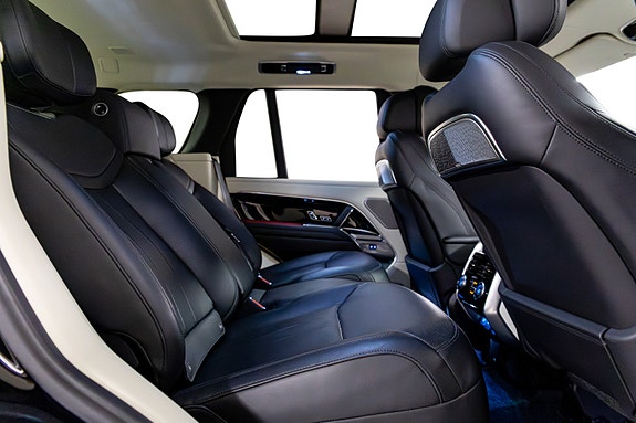 Land Rover Range Rover 23 of 30