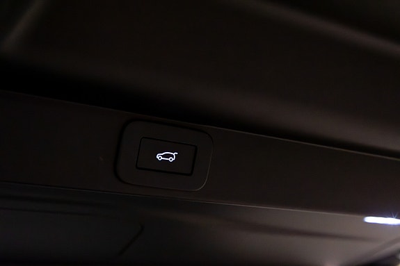 Land Rover Range Rover 15 of 30