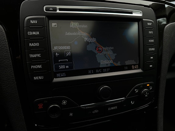 Ford S-MAX 20 of 30