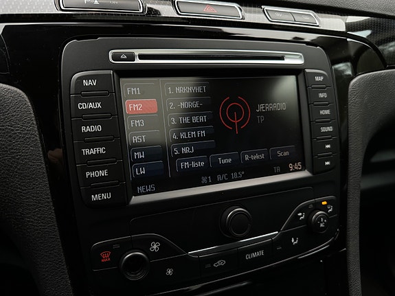 Ford S-MAX 21 of 30