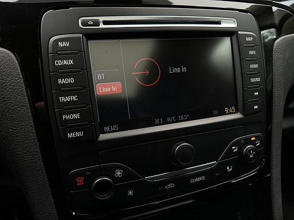 Ford S-MAX 23 of 30
