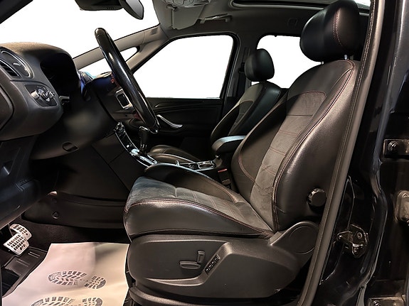 Ford S-MAX 8 of 30