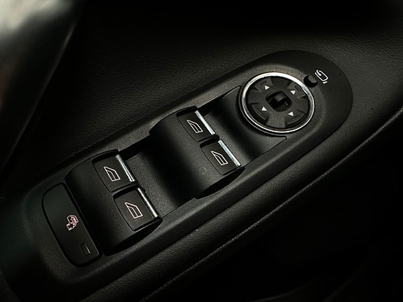 Ford S-MAX 11 of 30