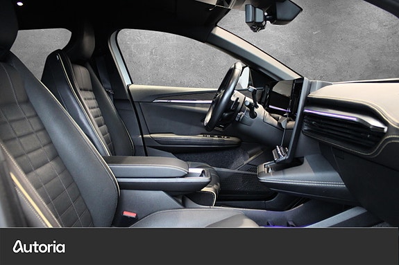 Renault Megane 24 of 26