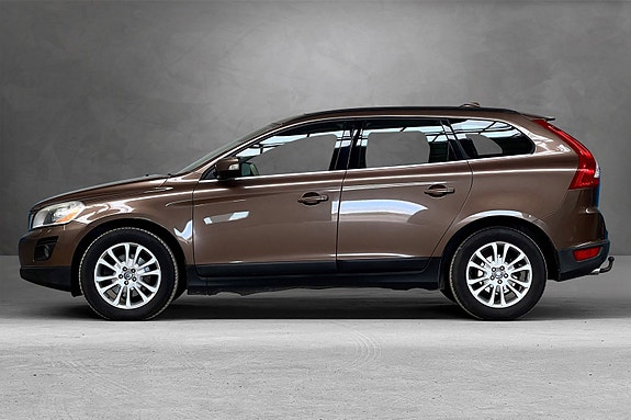 Volvo XC60 14 of 30