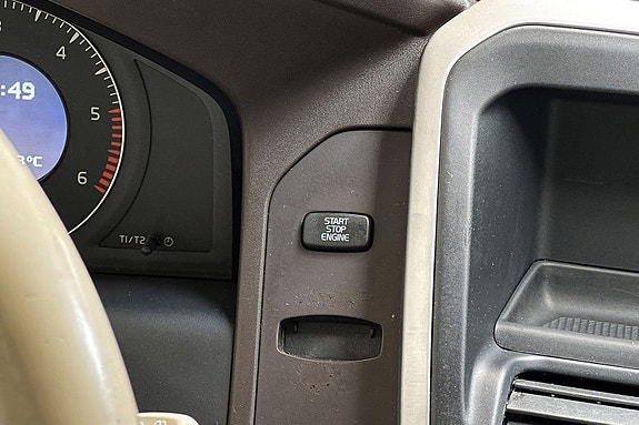 Volvo XC60 26 of 30