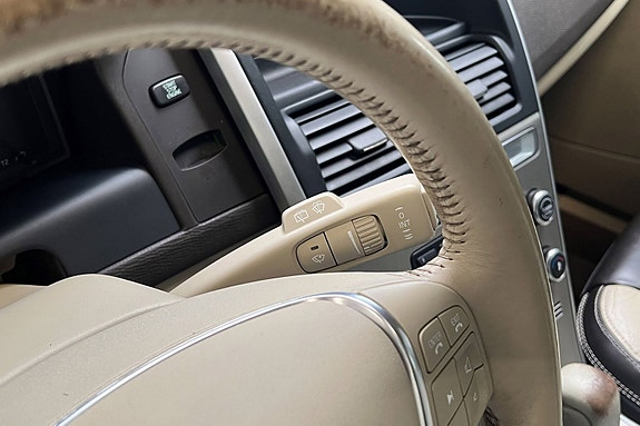 Volvo XC60 28 of 30