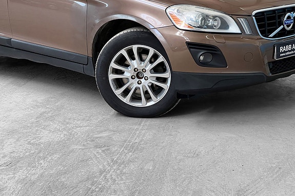 Volvo XC60 6 of 30