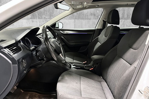 Skoda Octavia 12 of 24