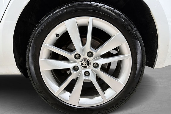 Skoda Octavia 9 of 24