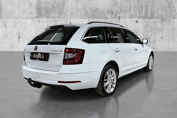 Skoda Octavia 6 of 24