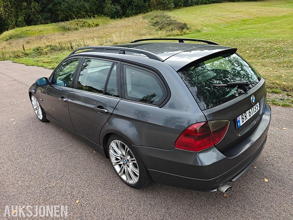 BMW 3-Serie 8 of 30