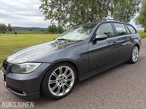 BMW 3-Serie 11 of 30