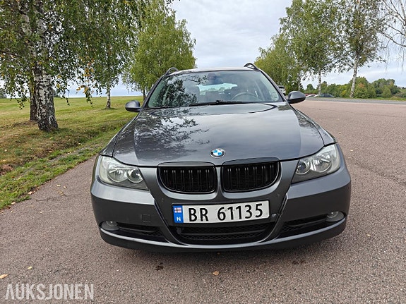 BMW 3-Serie 12 of 30