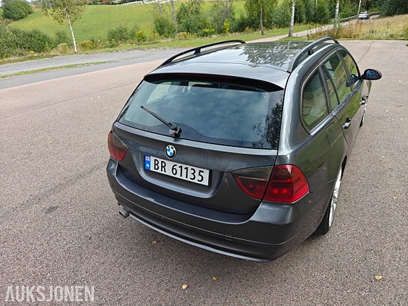BMW 3-Serie 16 of 30