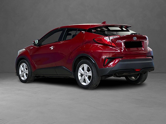 Toyota C-HR 10 of 30