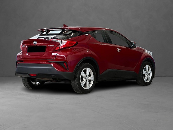 Toyota C-HR 7 of 30