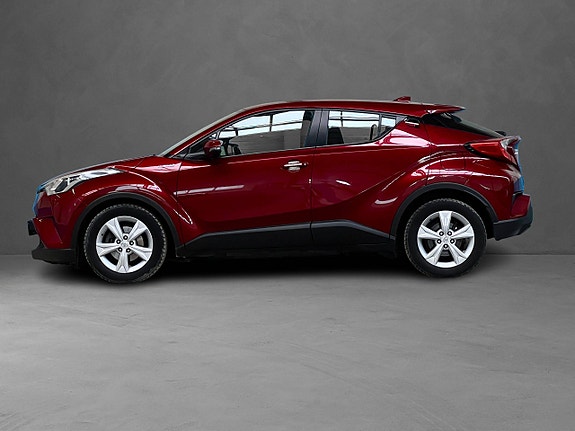 Toyota C-HR 11 of 30