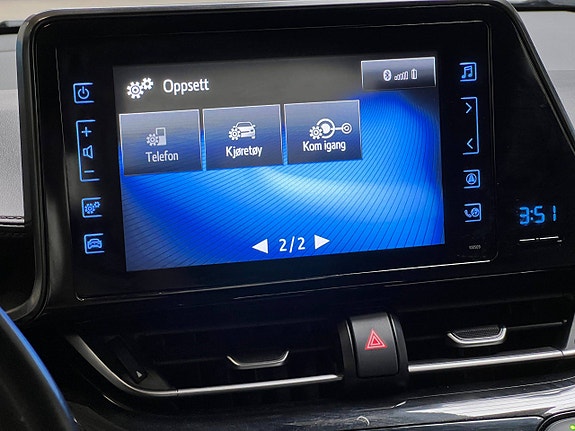 Toyota C-HR 26 of 30