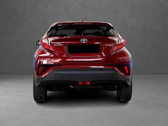 Toyota C-HR 8 of 30