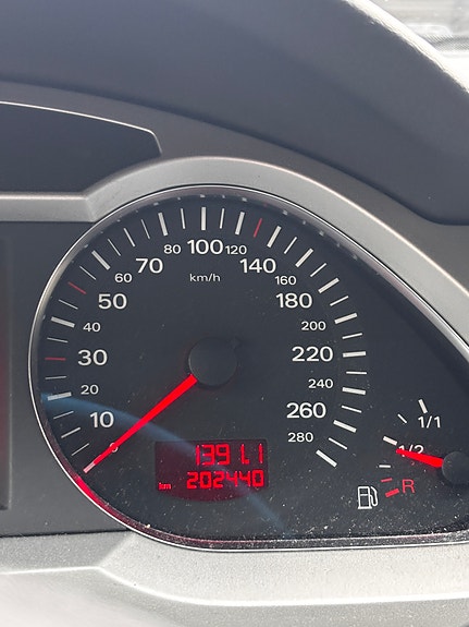 Audi A6 17 of 19