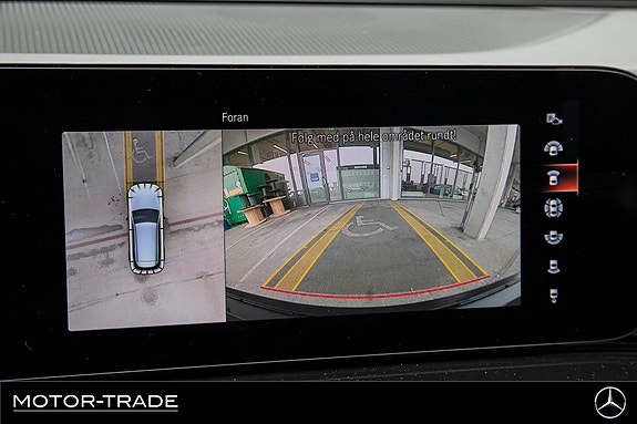Mercedes-Benz EQC400 15 of 29