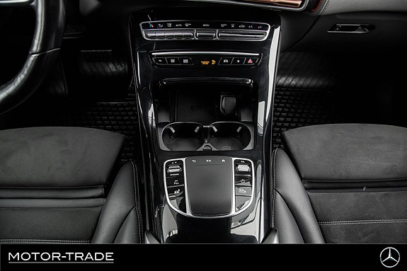 Mercedes-Benz EQC400 19 of 29